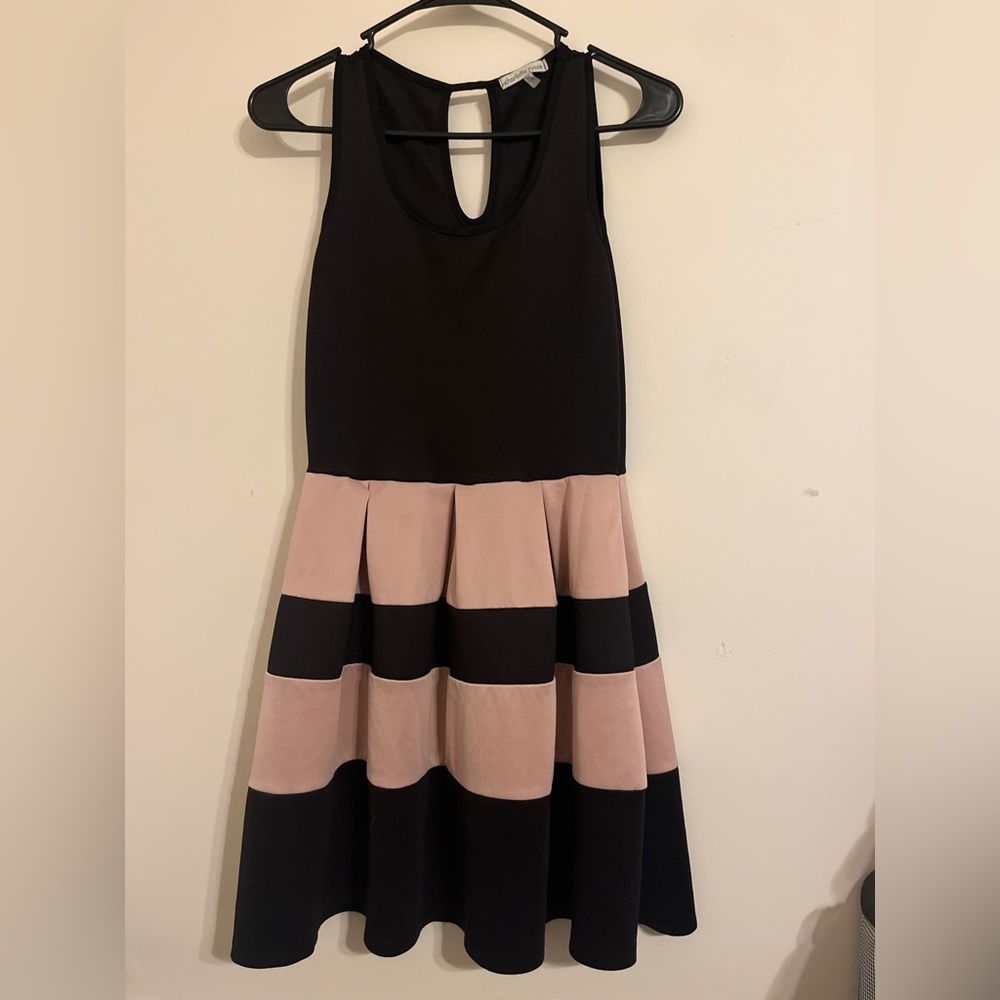 Womens Dress size small